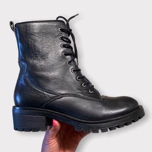 Steve Madden Women's Size 8 Rucker Black Leather Lace Up Combat Lug Boot